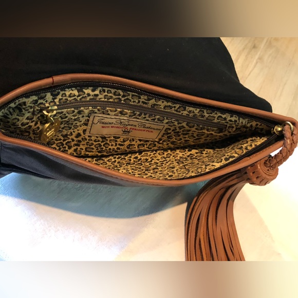 Whimsical Jessica Kagan Cushman black designer clutch with leather fringe detail - Picture 5 of 9
